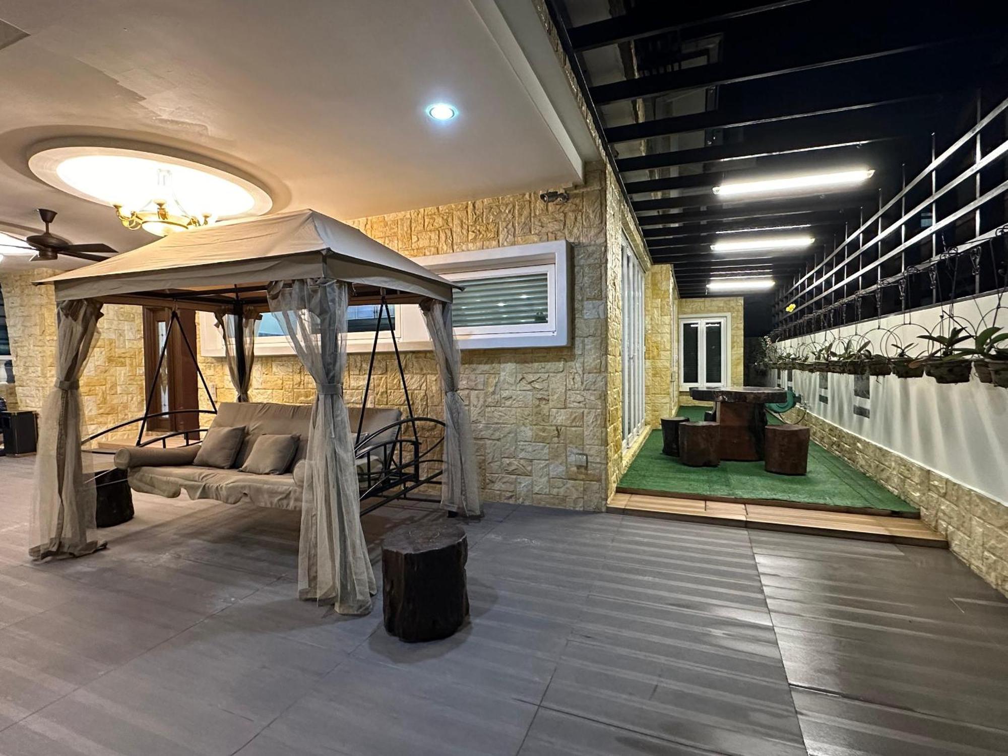 Melodies Castle Villa *