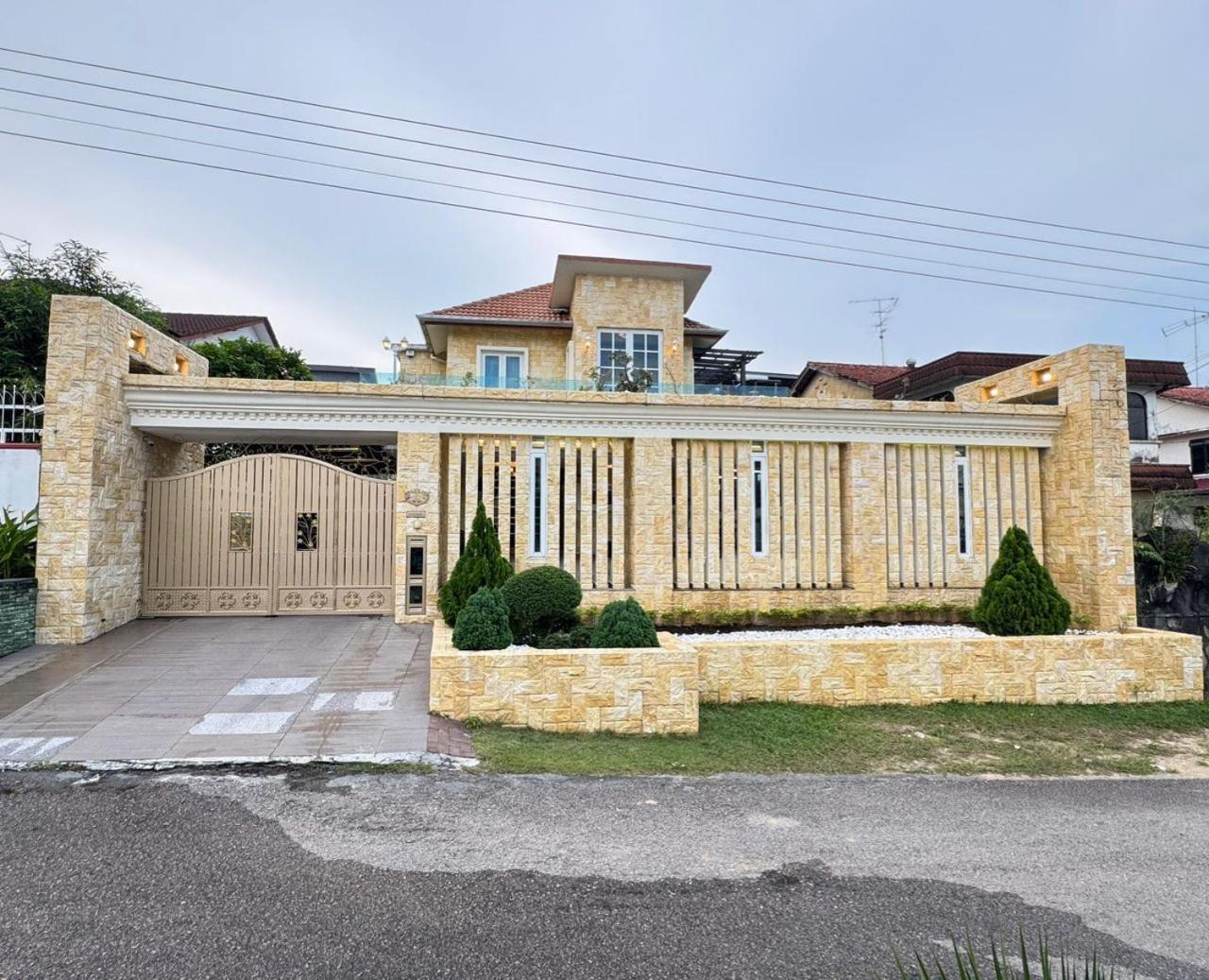 Villa Melodies Castle Johor Bahru